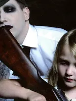 Marilyn Manson - Lest We Forget Marilyn Manson - Lest We Forget