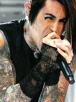 I love Gottfried Helnwein. I would like one of his pieces. I love Gottfried Helnwein. I would like one of his pieces.