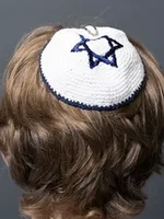 Letzter Sabbat im Stadttempel bis September 2026 und ein Künstler, der spendet Letzter Sabbat im Stadttempel bis September 2026 und ein Künstler, der spendet