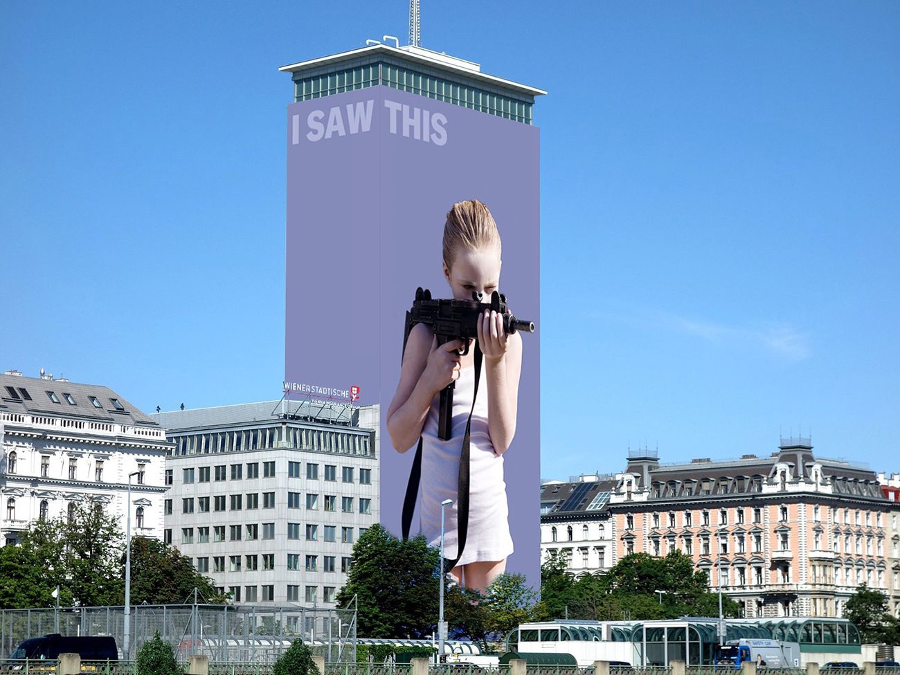 Gottfried Helnwein verhüllt den Ringturm mit Mädchen und Flammen