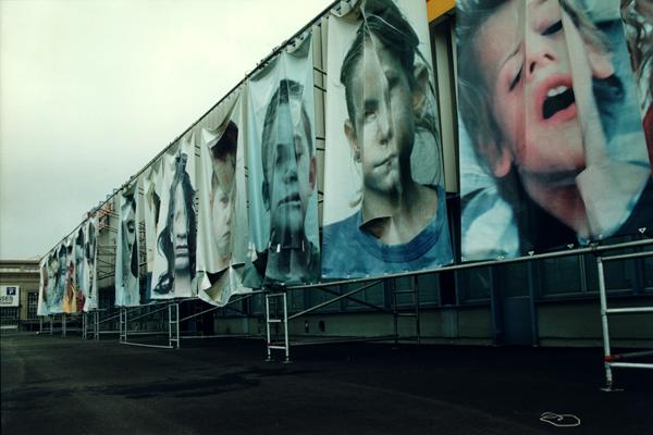 INSTALLATION "SELEKTION - NINTH OF NOVEMBER NIGHT" 