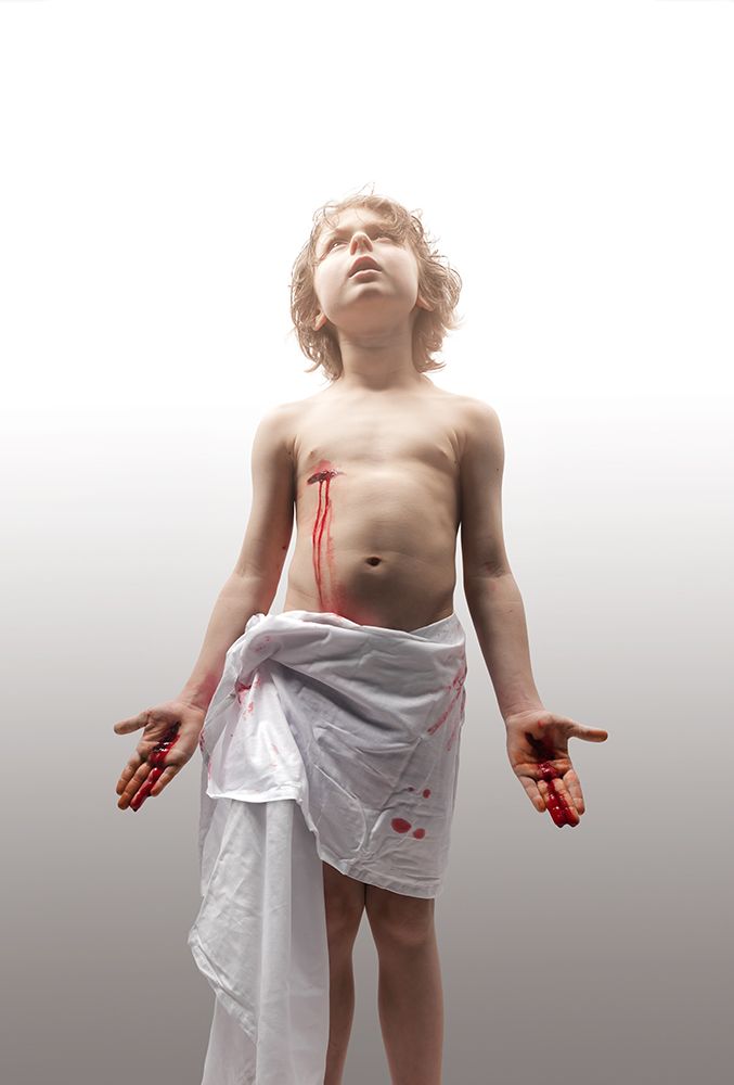 Helnwein Bild fliegt aus Stephansdom - der Grund ist abstrus