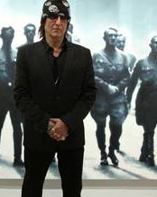 Gottfried Helnwein: el arte es un arma muy poderosa para criticar o resistir