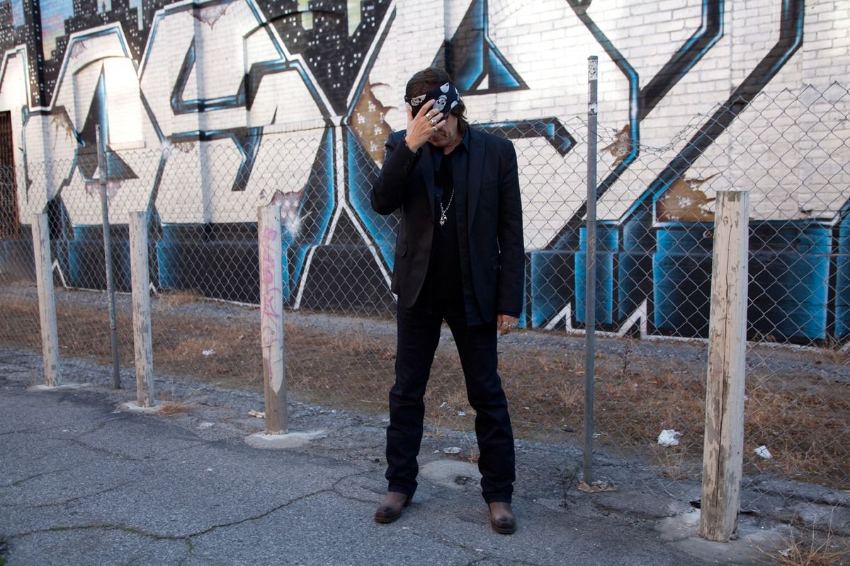 RÜCKKEHR EINES REVOLUTIONÄRS