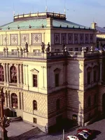 Angels Sleeping - Gottfried Helnwein Retrospective at Rudolfinum Gallery in Prague Angels Sleeping - Gottfried Helnwein Retrospective at Rudolfinum Gallery in Prague
