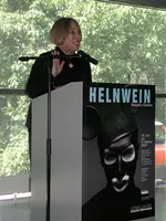 „Dass Kunst so mächtig ist, einen Vorgang, den sie zum Thema hat, nochmals hervorzurufen.....