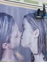 Nach Pudertanz nun Schockbilder von Helnwein Nach Pudertanz nun Schockbilder von Helnwein