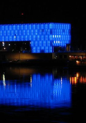 Das Lentos Museum wird zehn und feiert mit Besuchern und Künstlern