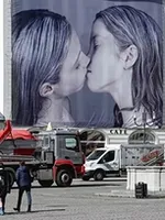 Helnwein: Letztes Bild wird bald abgehängt Helnwein: Letztes Bild wird bald abgehängt