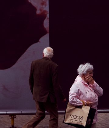 Vandals attack artist’s images 