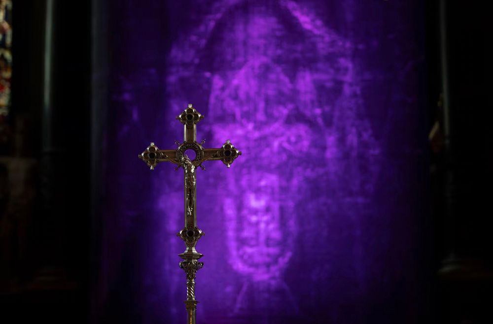 Lenten art installation by Gottfried Helnwein in St. Stephen's Cathedral in Vienna