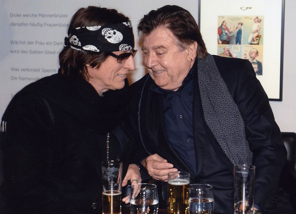 Barbara Stöckl im Gespräch mit Lukas Resetarits und Gottfried Helnwein